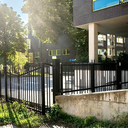 Quiet 2br Steps From Old Town, Parking Garage Apartment Reval