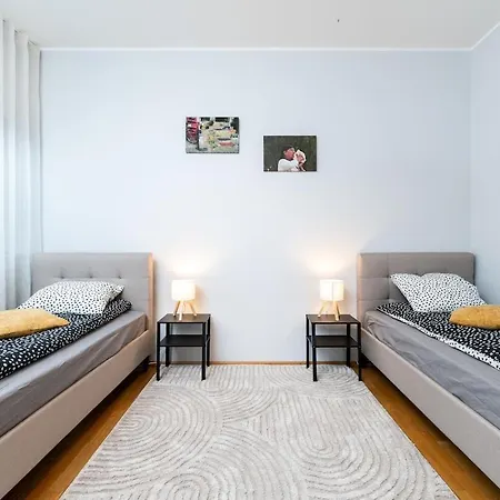 Quiet 2br Steps From Old Town, Parking Garage Reval